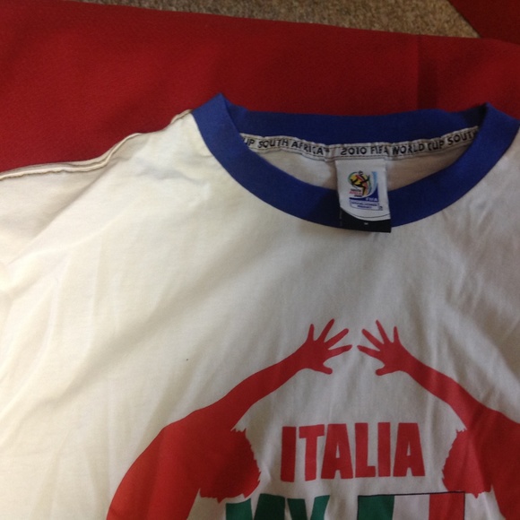 Italy soccer tshirt - Picture 2 of 3